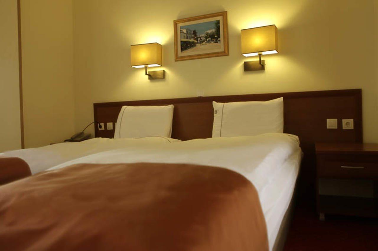 אוהריד Hotel Belvedere מראה חיצוני תמונה