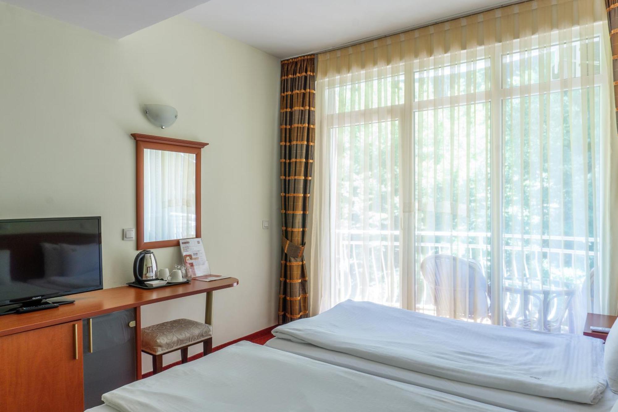 אוהריד Hotel Belvedere מראה חיצוני תמונה