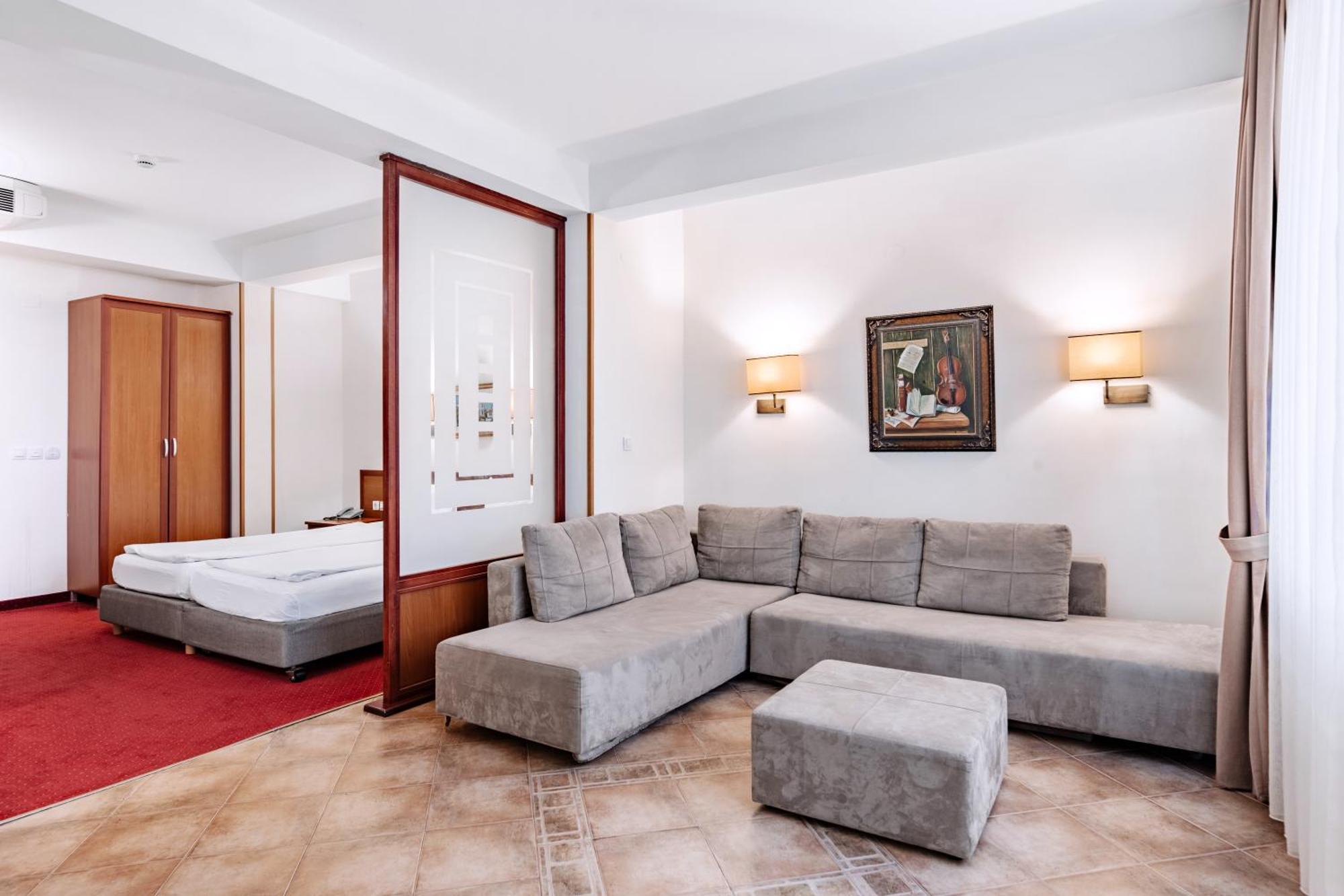 אוהריד Hotel Belvedere מראה חיצוני תמונה