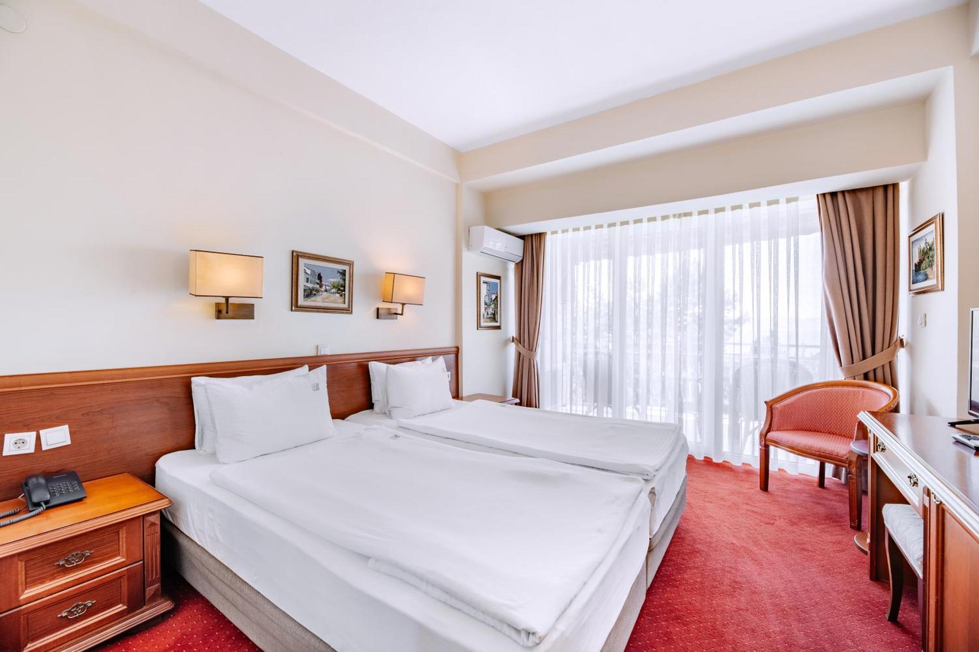 אוהריד Hotel Belvedere מראה חיצוני תמונה