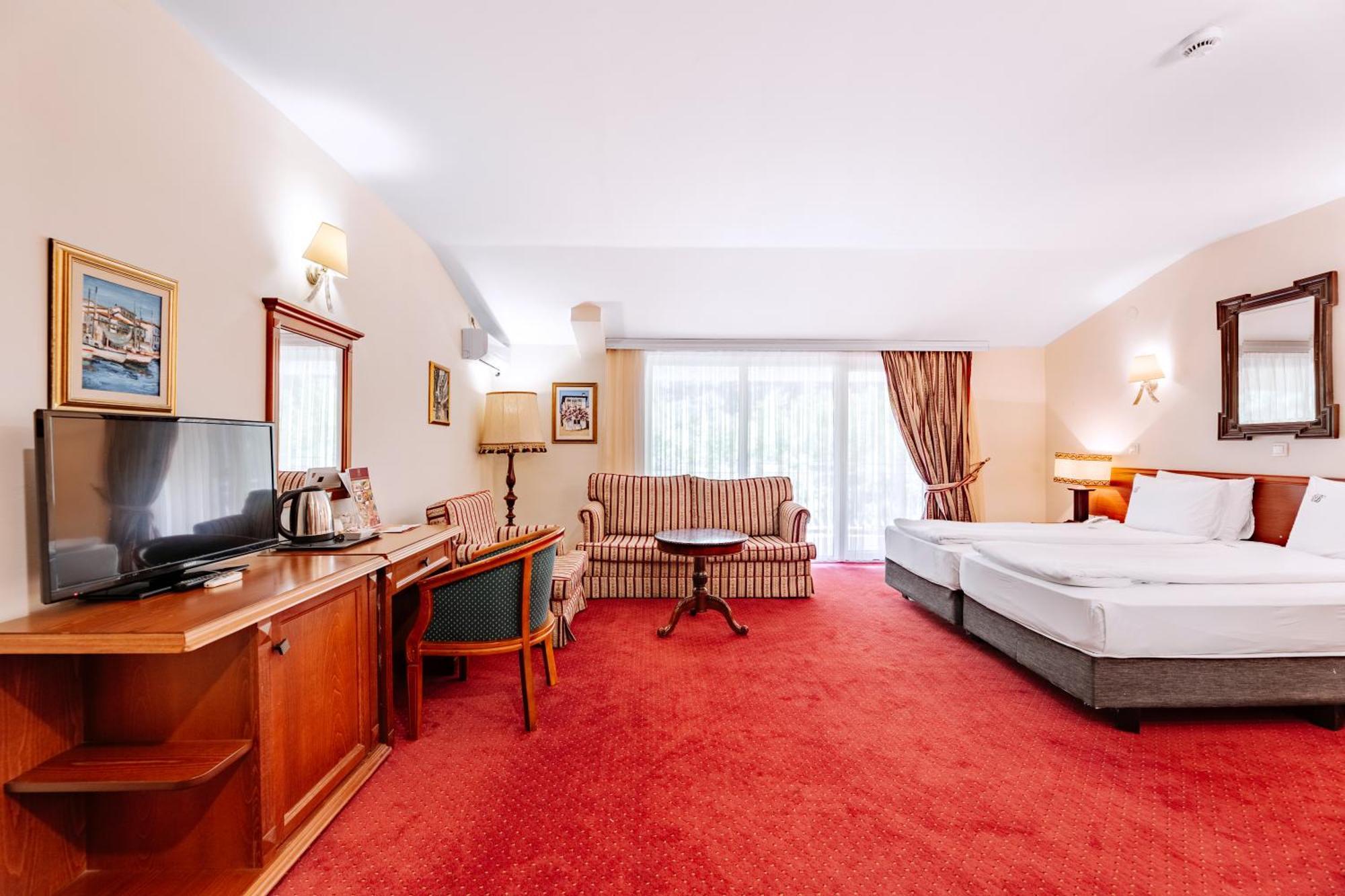 אוהריד Hotel Belvedere מראה חיצוני תמונה