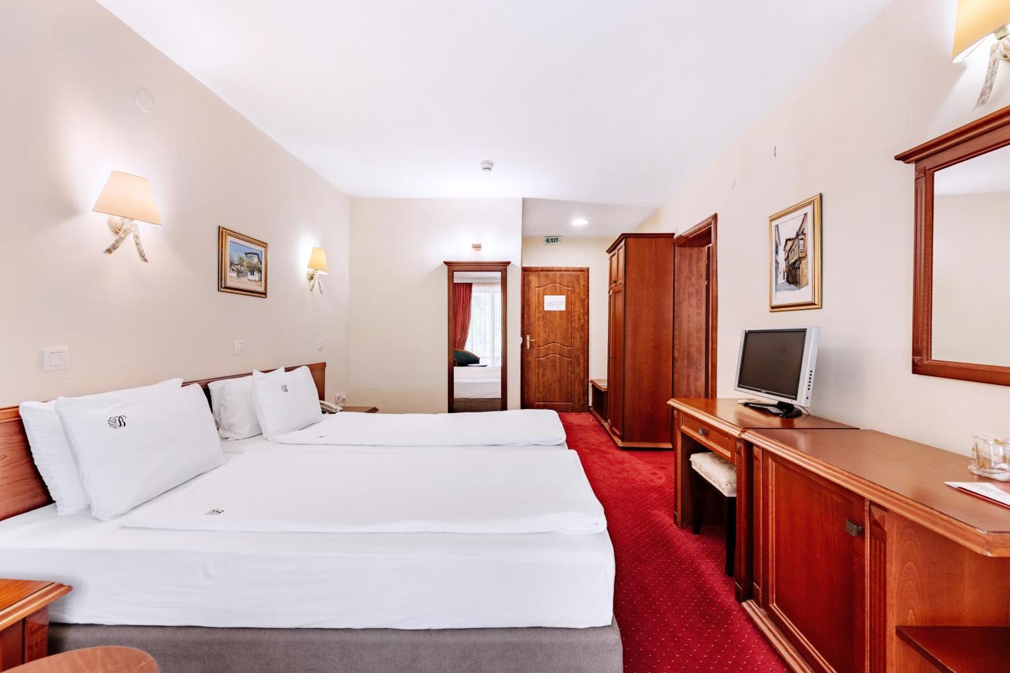אוהריד Hotel Belvedere מראה חיצוני תמונה