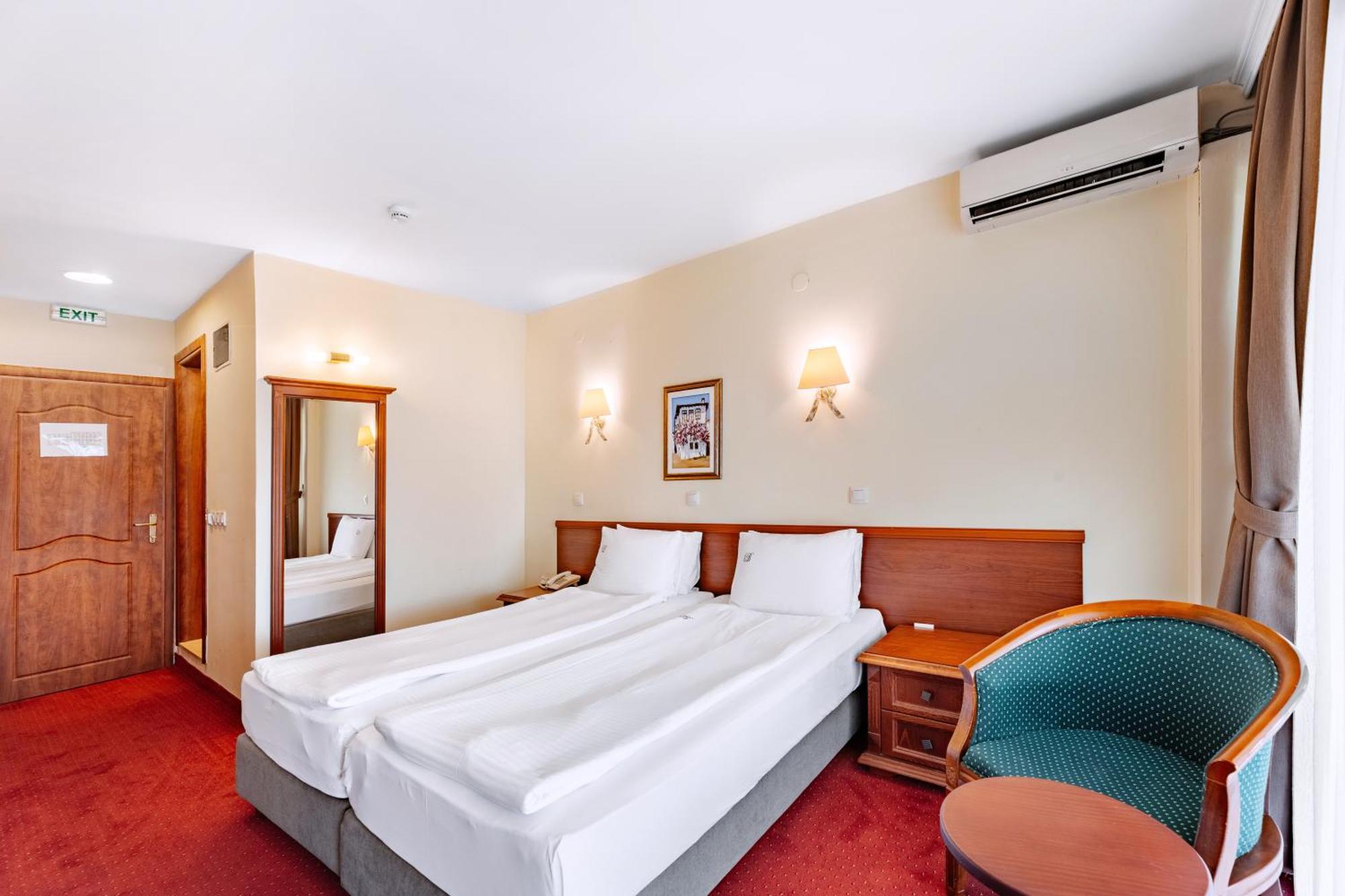 אוהריד Hotel Belvedere מראה חיצוני תמונה